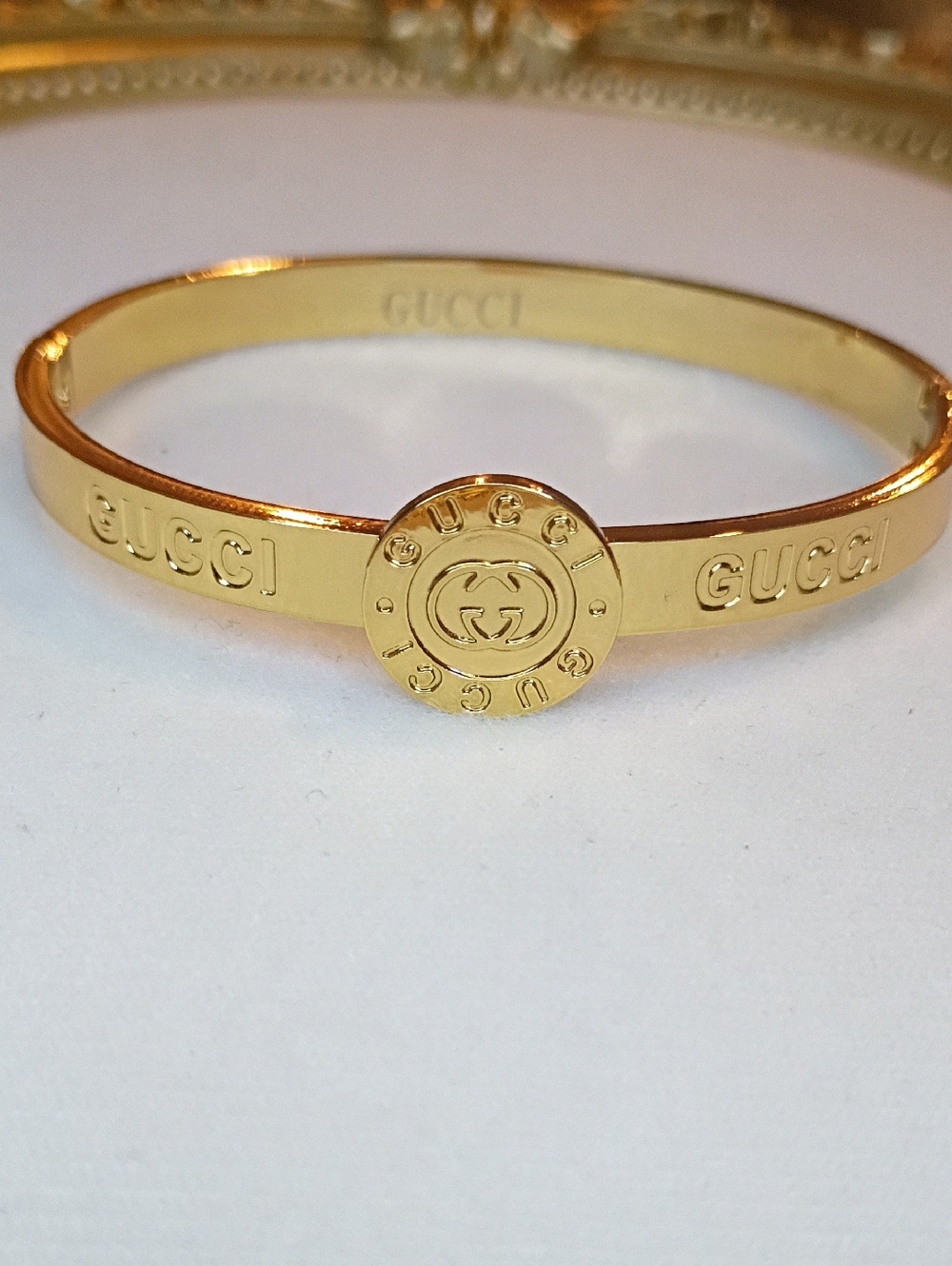 New Gold Tone Logo Medallion Bangle Bracelet Fashion Jewelry
